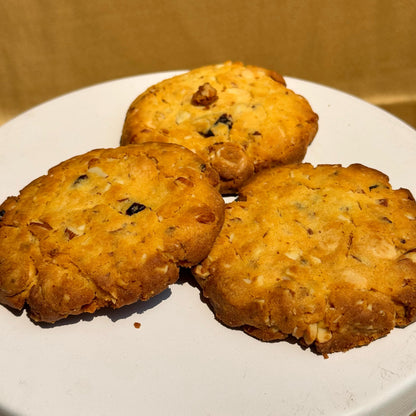 White chocolate cranberry cookie